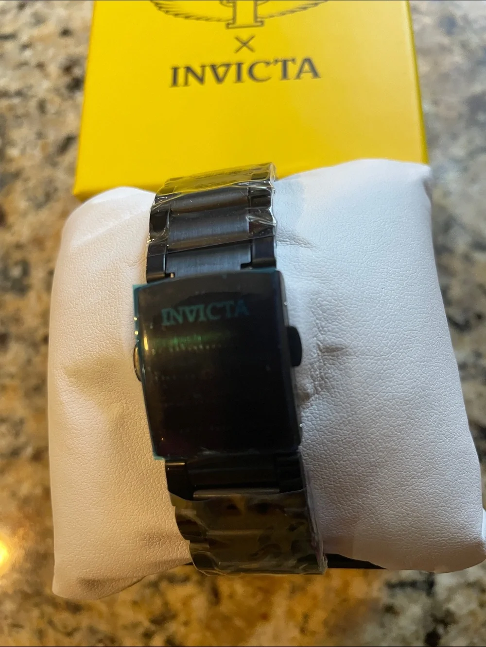 Invicta Pro Diver Men's Black Watch with Tiffany Blue Dial
